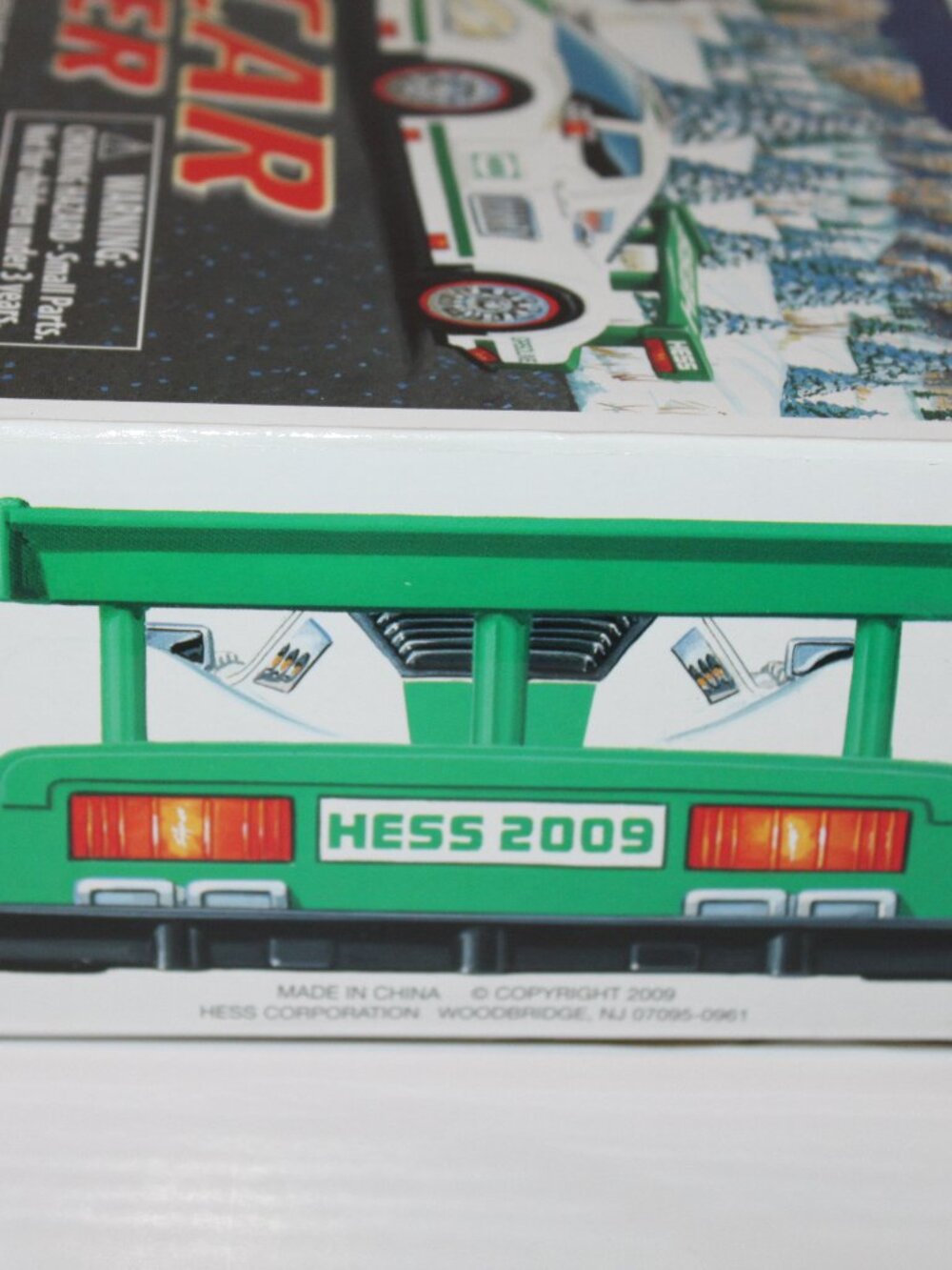 NEW 2009 Hess Toy Truck Race Car & Racer - Picture 7 of 8